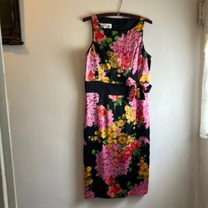 Sara Campbell flowered 100% silk sheath size 10